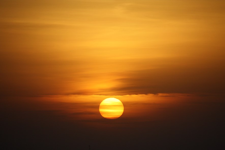 Sunrise (f/6.3, 270mm).