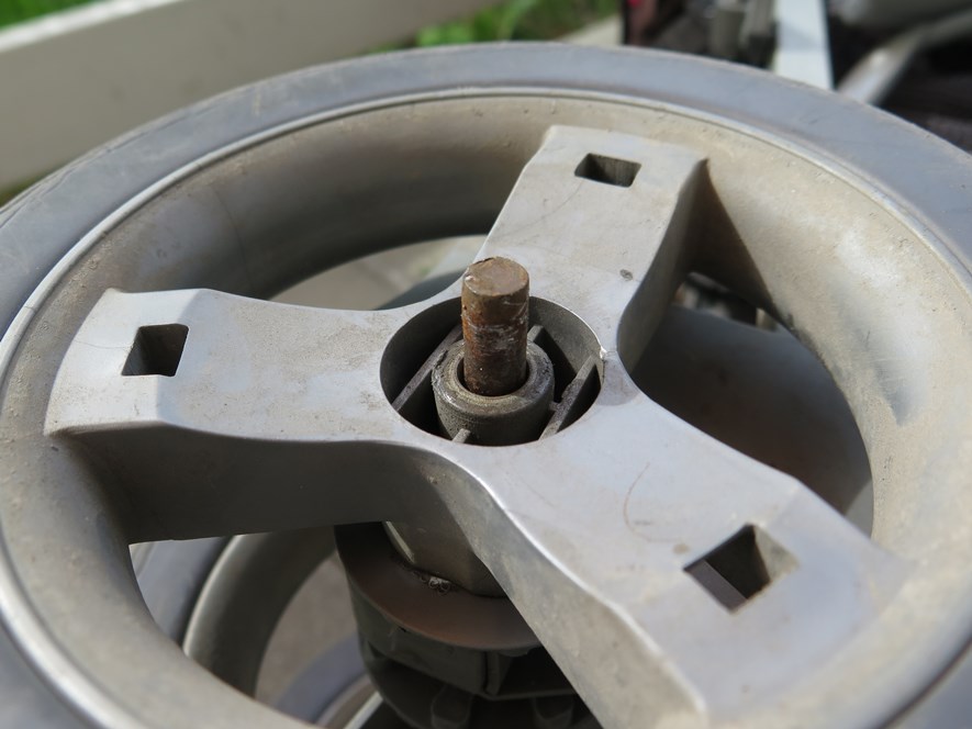 maclaren buggy wheels