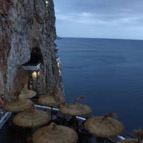 Cova de Xoroi, a bar in the caves.