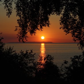 Sunrise over V&auml;ttern.
